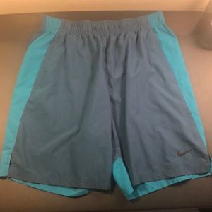 Nike training shorts size large